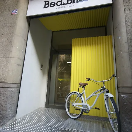 Bed & Bike Hostel Βαρκελώνη