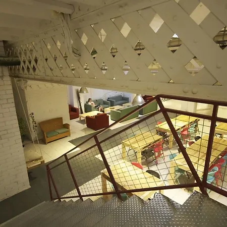 Bed & Bike Hostel *
