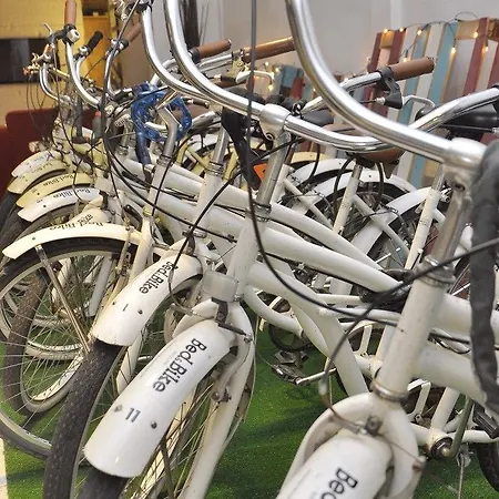 Bed & Bike Albergue Barcelona