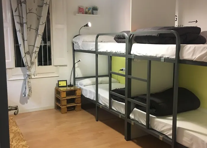 Bed & Bike Hostal Barcelona