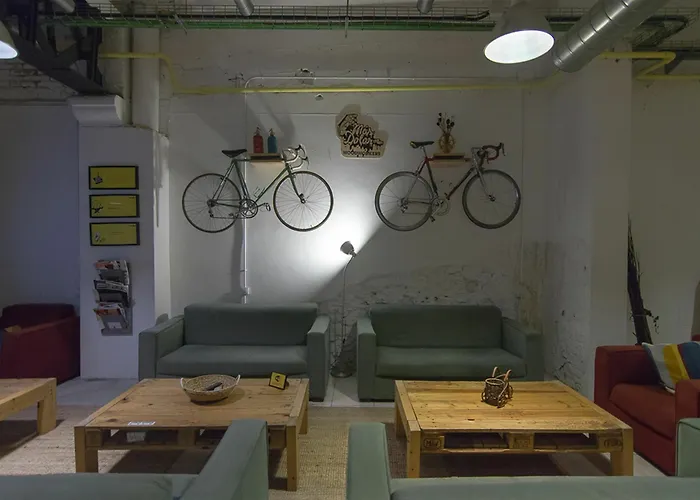 Bed & Bike Hostal Barcelona